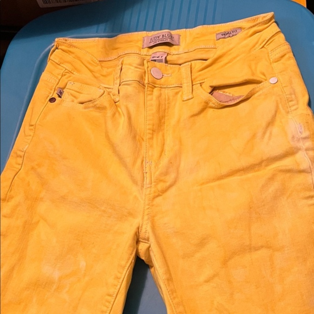 Judy Blue Women's Vibrant Yellow Skinny Jeans